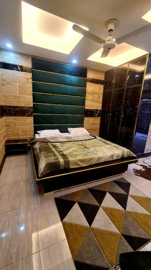 Smart Apartments & Hotel Λαχόρη Εξωτερικό φωτογραφία