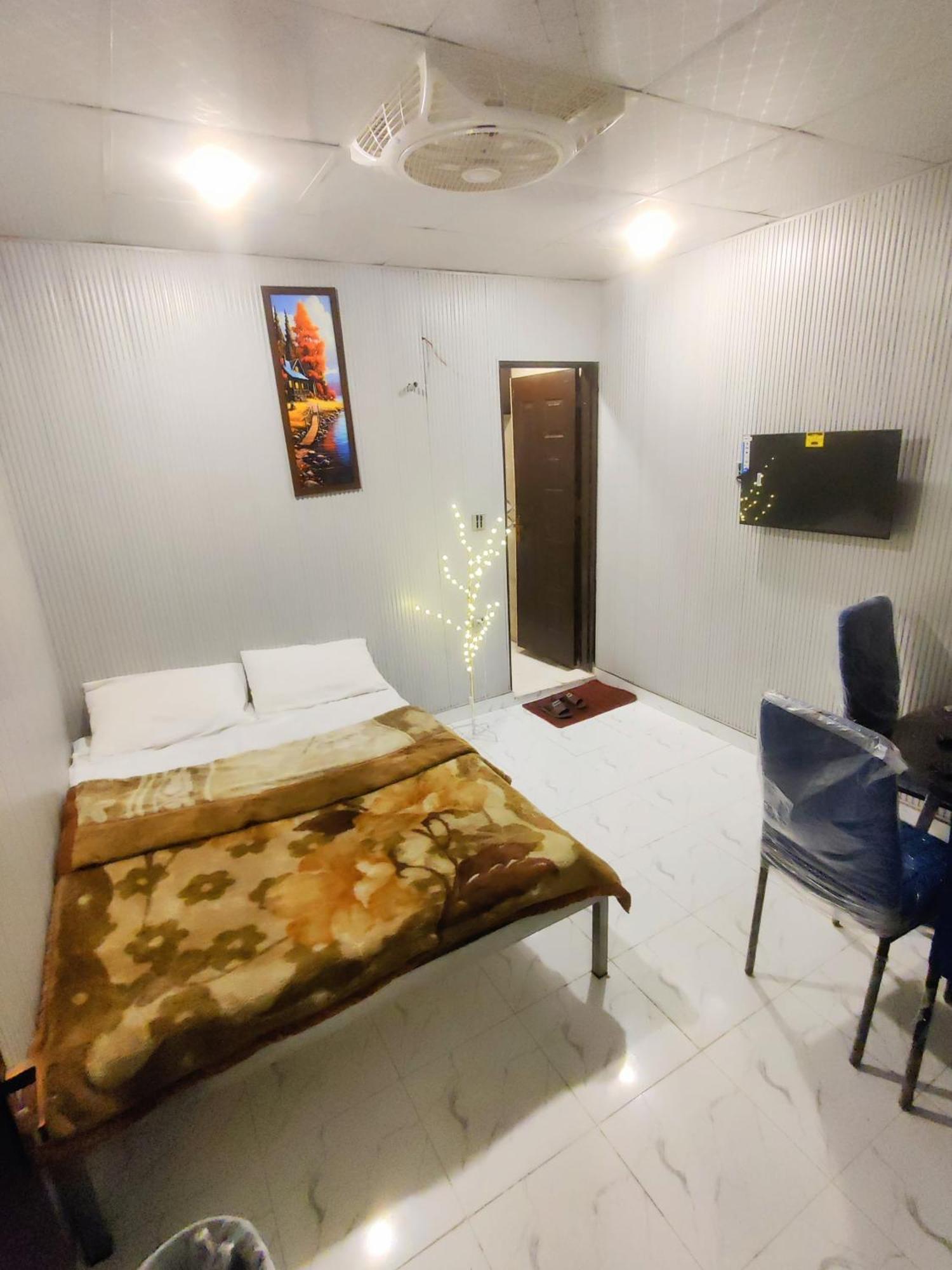 Smart Apartments & Hotel Λαχόρη Εξωτερικό φωτογραφία